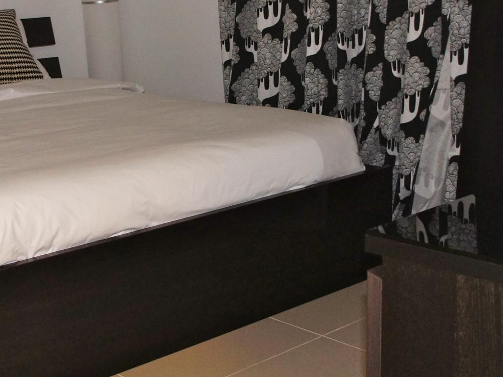 Luna Paradise By The Sea Aparthotel Lauderdale-by-the-Sea Rom bilde