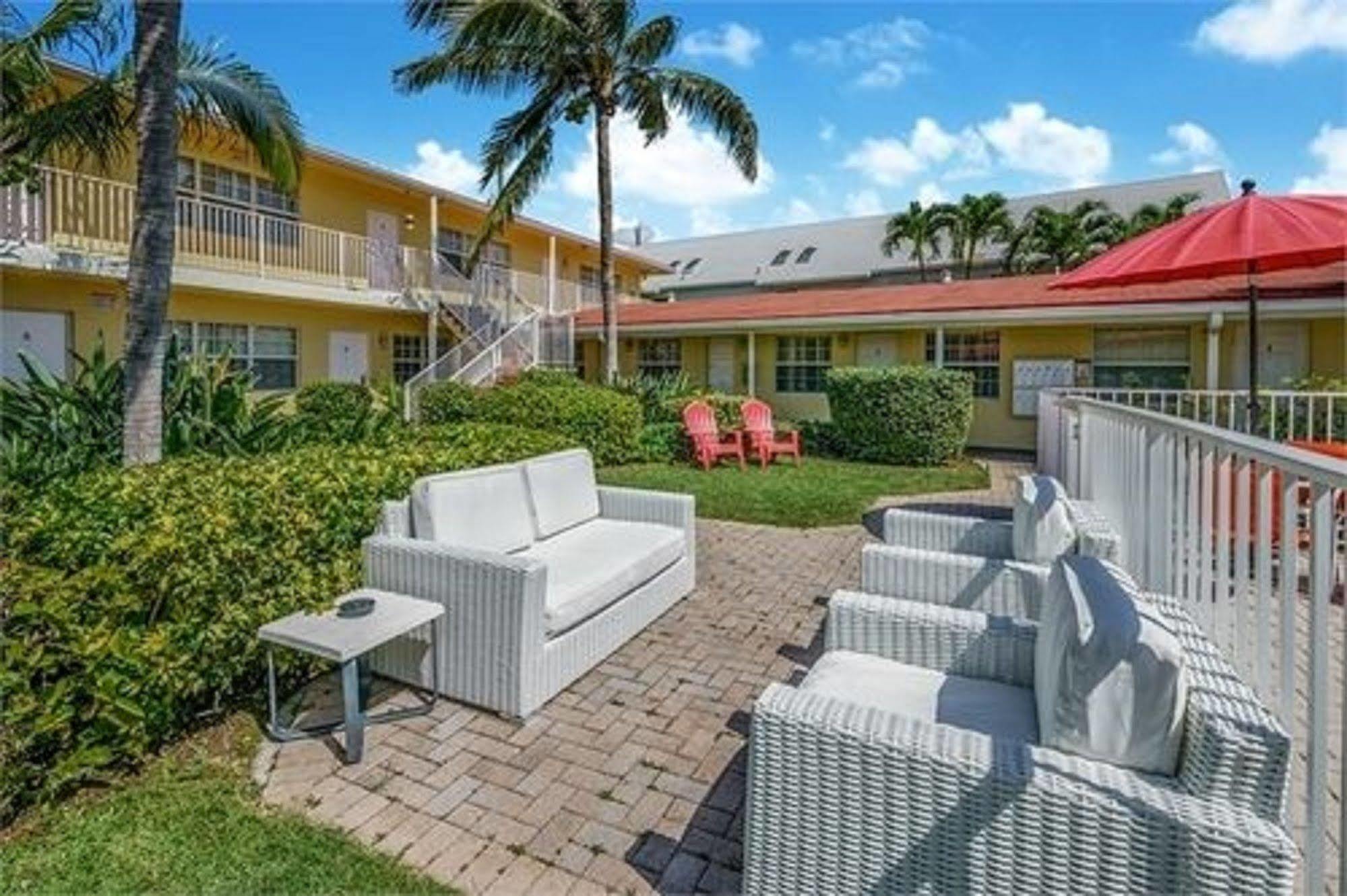 Luna Paradise By The Sea Aparthotel Lauderdale-by-the-Sea Eksteriør bilde